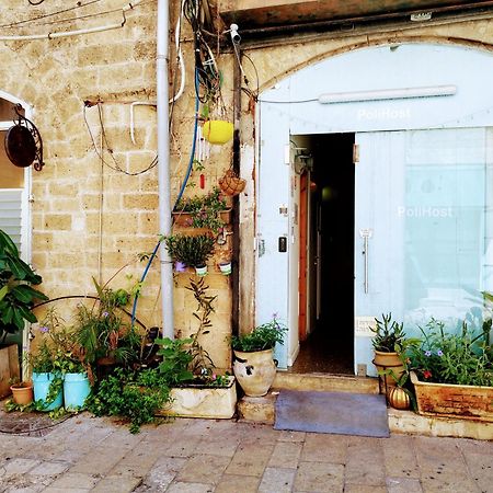 Ostello Polihosts Old Jaffa Tel Aviv Esterno foto
